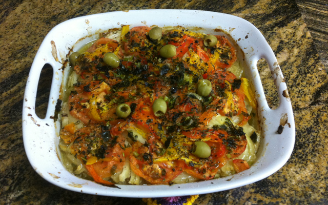 Filé de tilápia com tempero de creme de cebola