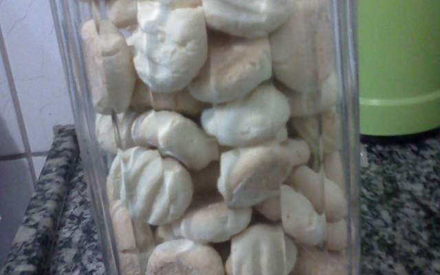 Biscoitos de polvilho doce (igual sequilhos)
