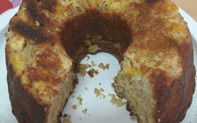 Bolo integral com castanha-do-Pará e laranja