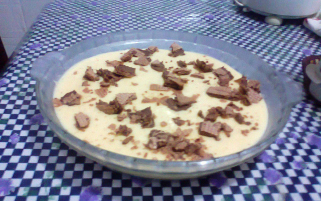 Pavê de maracujá com biscoito de brigadeiro