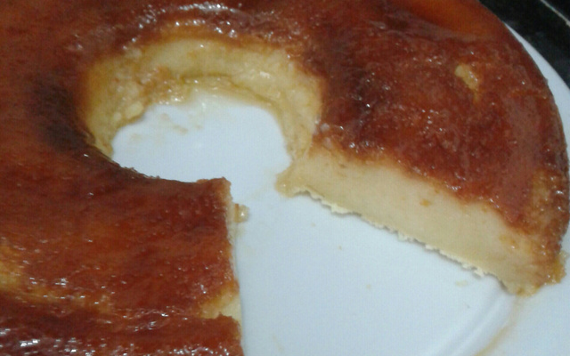 Pudim de pão no microondas