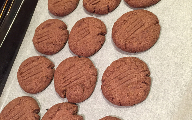 Biscoito amanteigado de chocolate