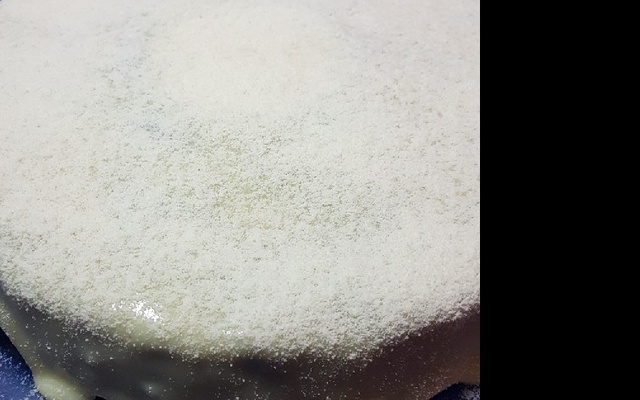 Bolo vulcão leite em pó com creme de avelã