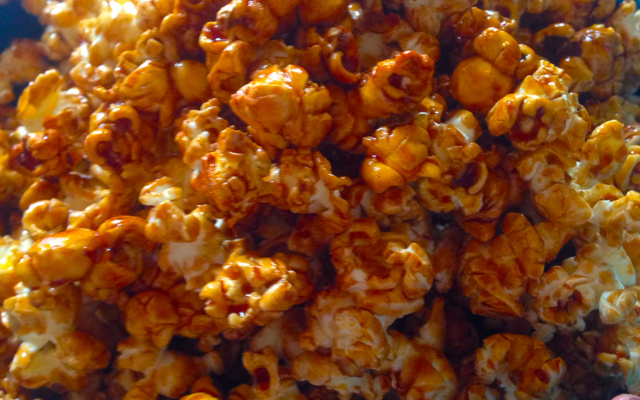Pipoca doce caramelizada