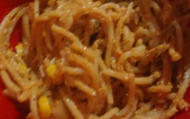 Macarrão com sardinha Edbru