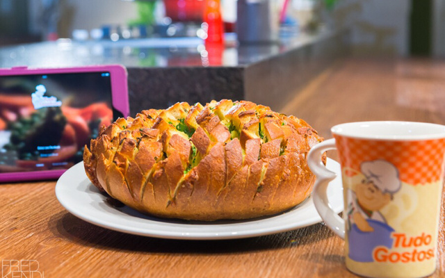 Blooming Onion Bread