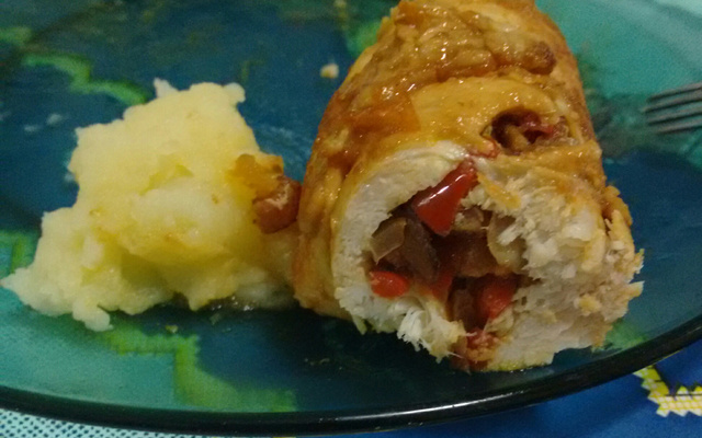 Filé de frango recheado