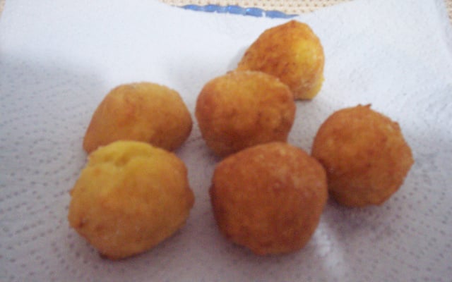 Bolinho de batata e queijo