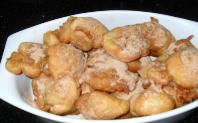 Bolinho de Chuva com Banana