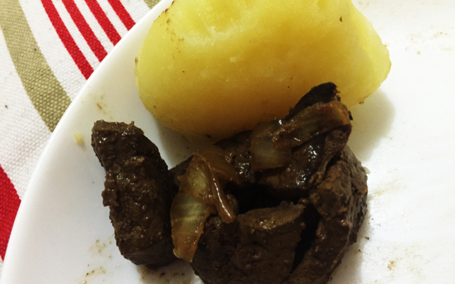 Fígado de boi na manteiga