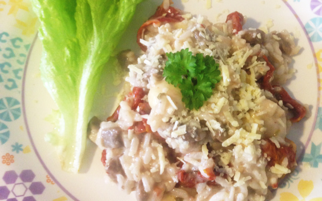 Risoto cremoso de mignon e tomate seco