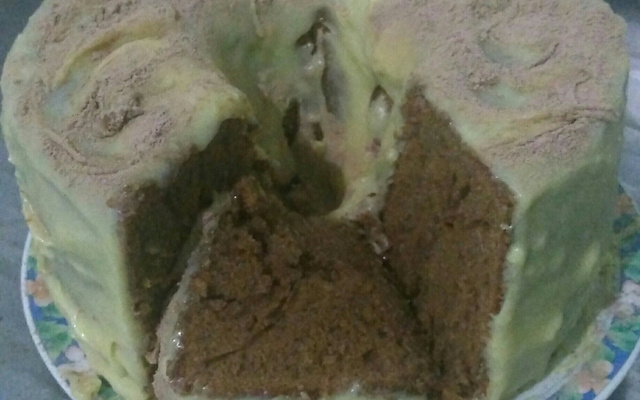 Bolo de chocolate branco