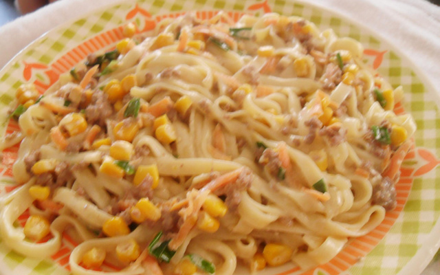 Macarrão ao creme de leite