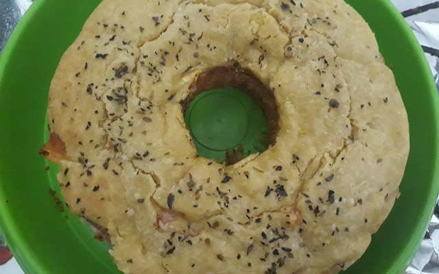 Bolo salgado de frios