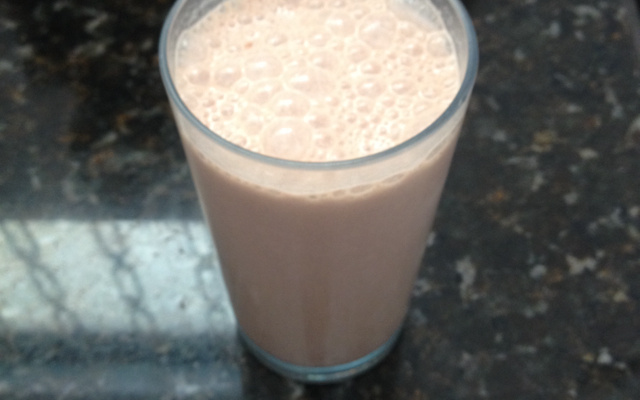 Vitamina de banana com chocolate