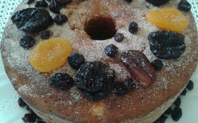 Bolo de banana,maçã e granola