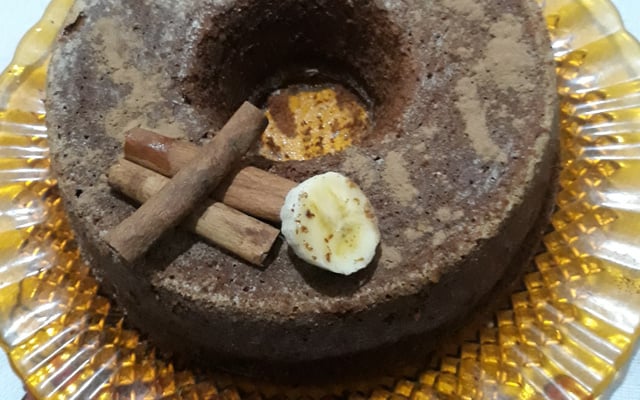 Bolo integral com iogurte e banana
