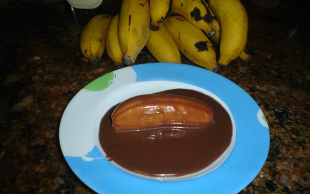 Banana com brigadeiro
