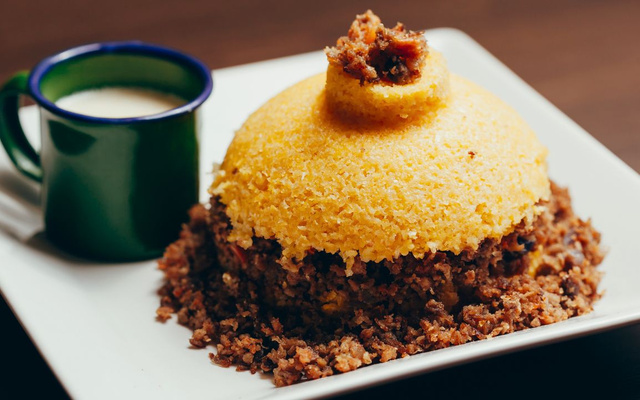 Bolo de cuscuz na air fryer