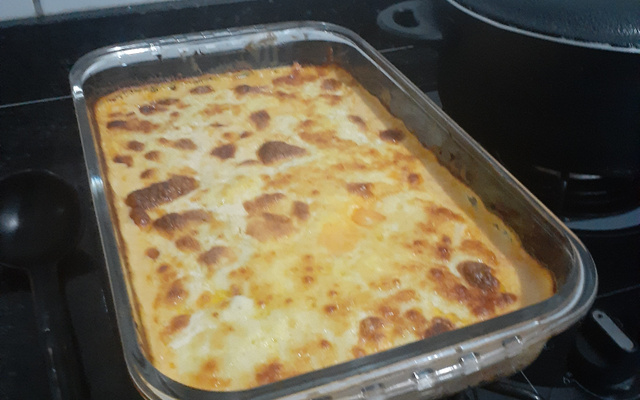 Frango desfiado ao creme de milho