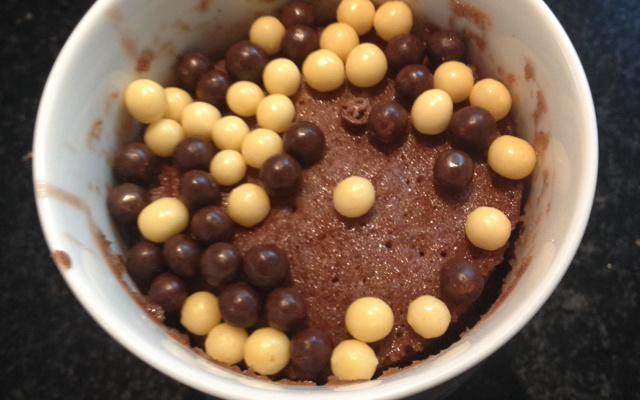 Bolo de caneca de micro-ondas