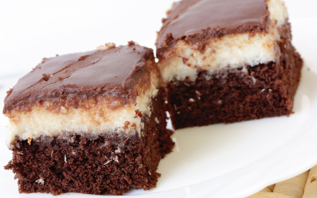 Bolo prestígio de travessa