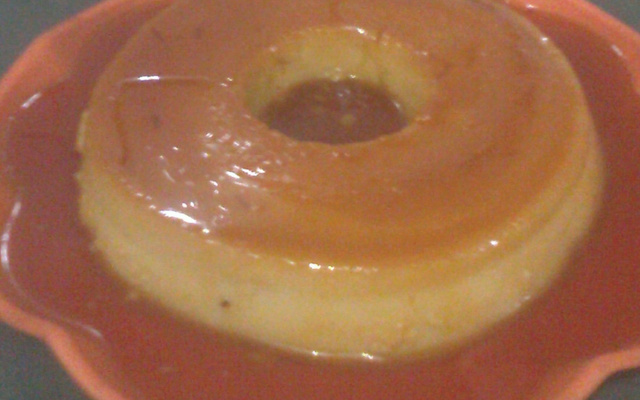 Pudim de pão e laranja