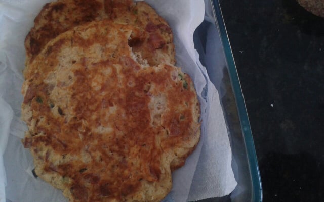 Omelete de calabresa