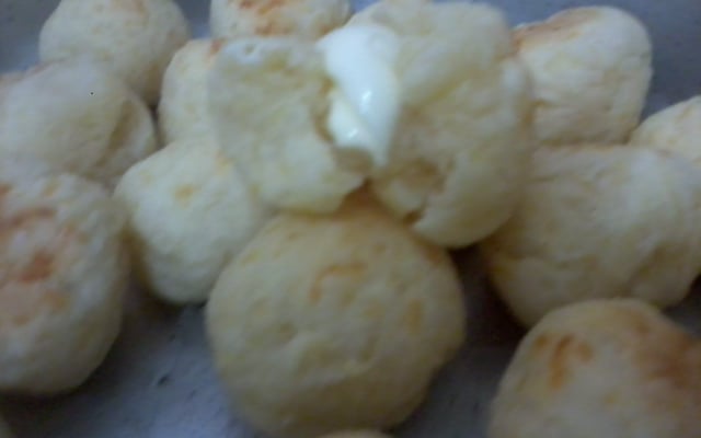Pão de queijo caseiro