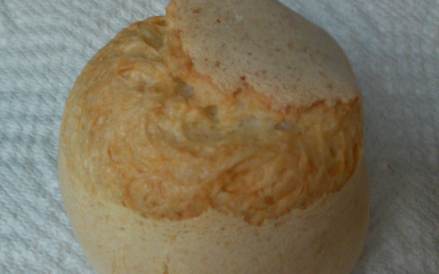 Pão de queijo na forminha de empadinha