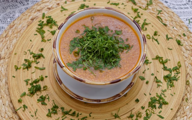 Canjiquinha cremosa com linguiça