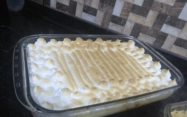 Torta de banana gelada