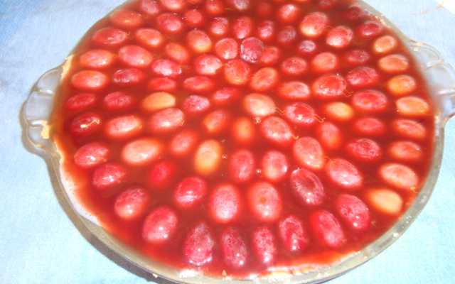 Bolo red velvet com nozes