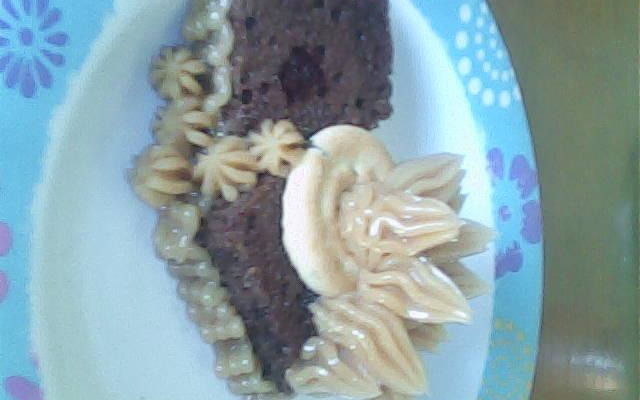 Bolo de chocolate com cereja