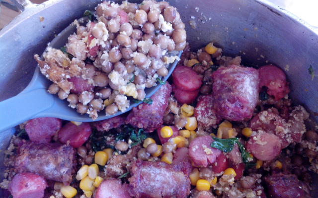 Toucinho com andu da cate