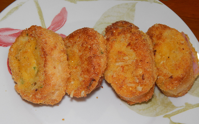 Rabanada salgada crocante recheada