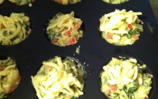 Muffin de espinafre e queijo feta