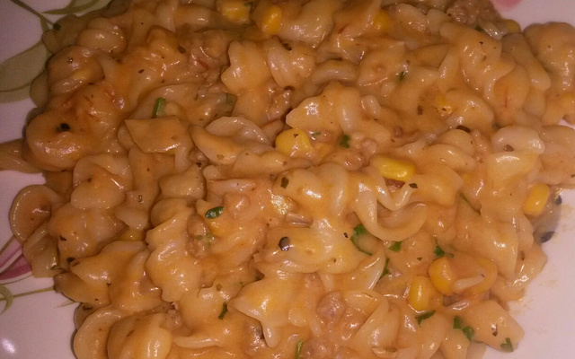 Macarrão na pressão com carne moída