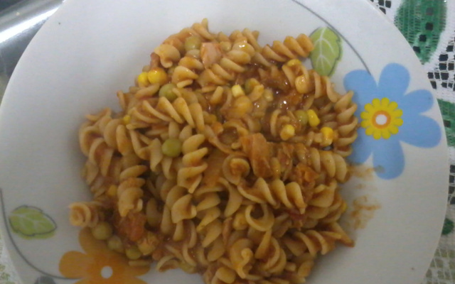 Macarrão com atum ou sardinha