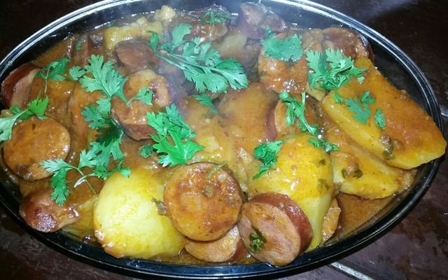 Linguiça calabresa com batata