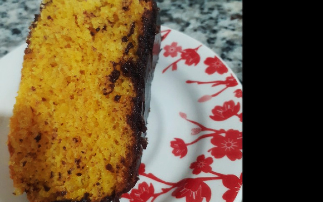 Bolo fofinho de cenoura
