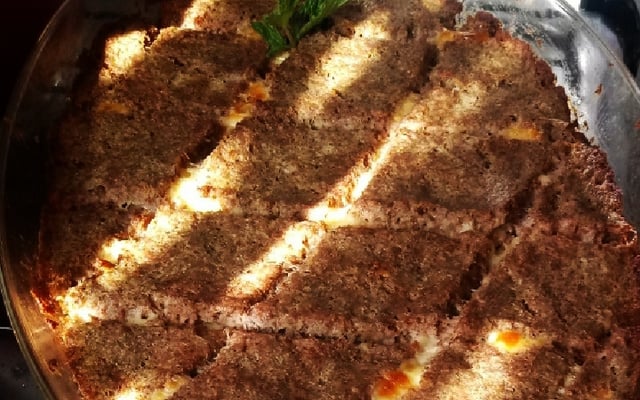 Quibe assado recheado com requeijão