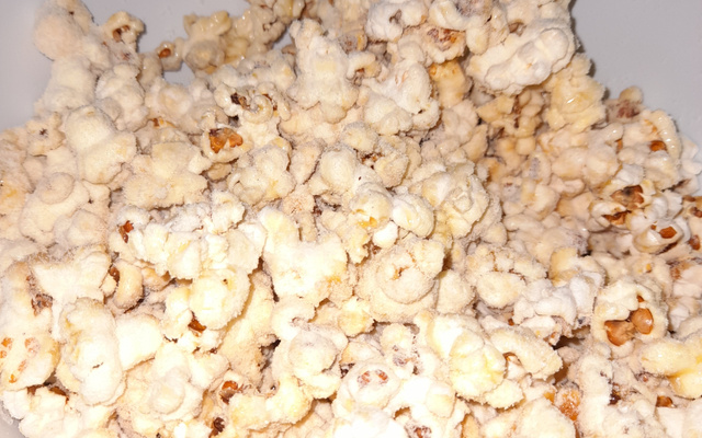 Pipoca doce de leite em pó