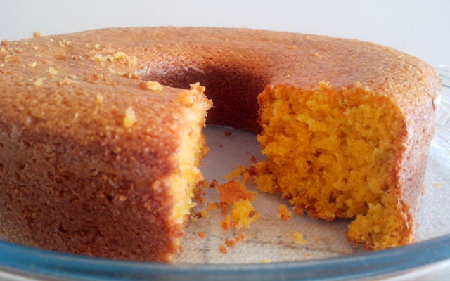 Bolo delícia de milho verde enlatado