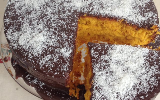 Bolo de cenoura fofo