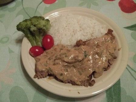 Lagarto com creme de cebola