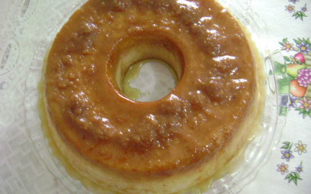 Pudim de pão com laranja do Pompom