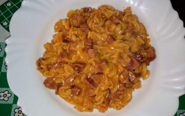 Macarrão cremoso de panela de pressão