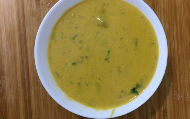 Sopa de inhame, cenoura e creme de leite