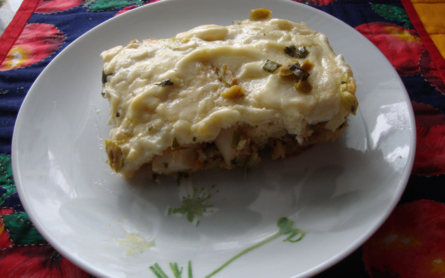 Bacalhau no pão de fôrma ao forno do Lúcio Cezar